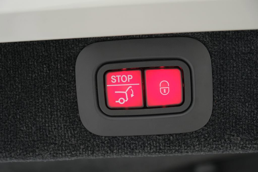Used 2023 Aston Martin DBX 707 AWD/4WD image 41