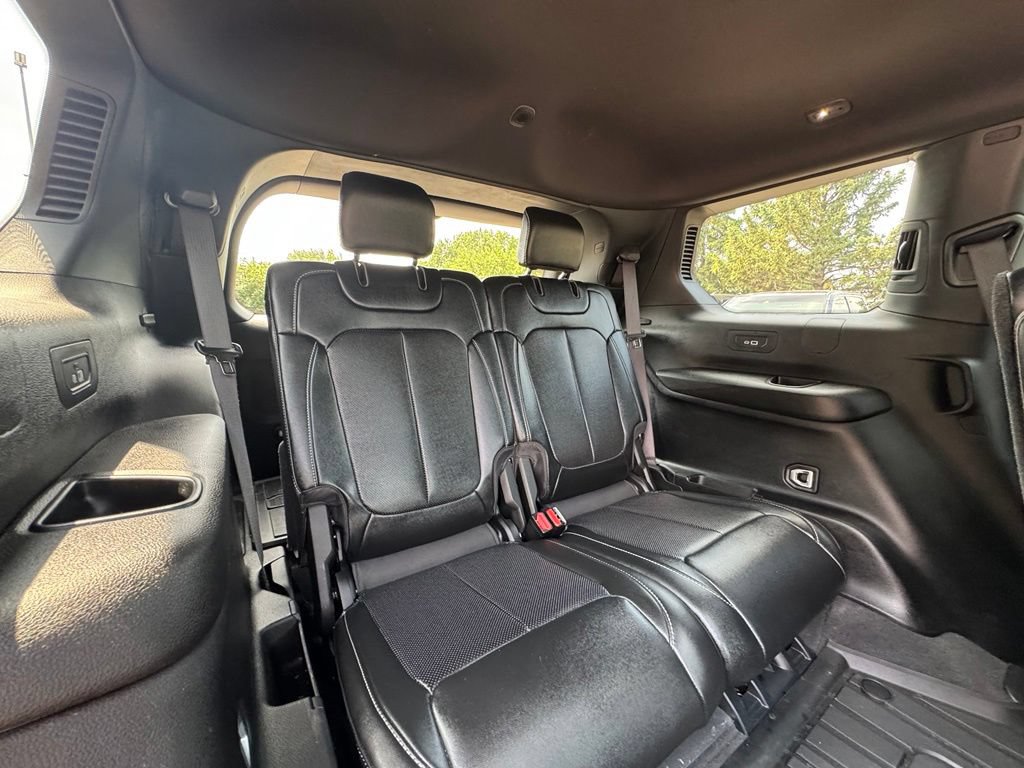Used 2024 Jeep Grand Cherokee L Limited w/ Luxury Tech Group II AWD/4WD image 41