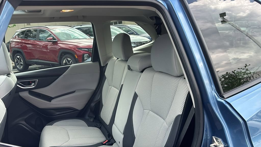 Used 2021 Subaru Forester Premium image 29