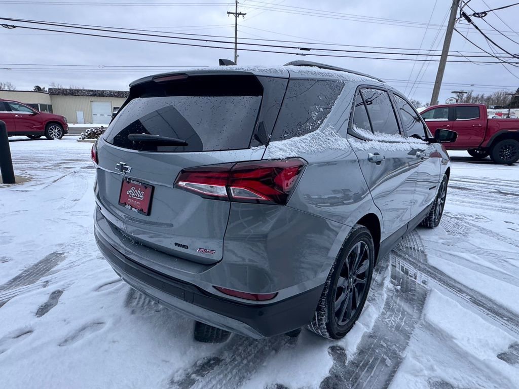 Used 2024 Chevrolet Equinox RS w/ RS Leather Package image 5