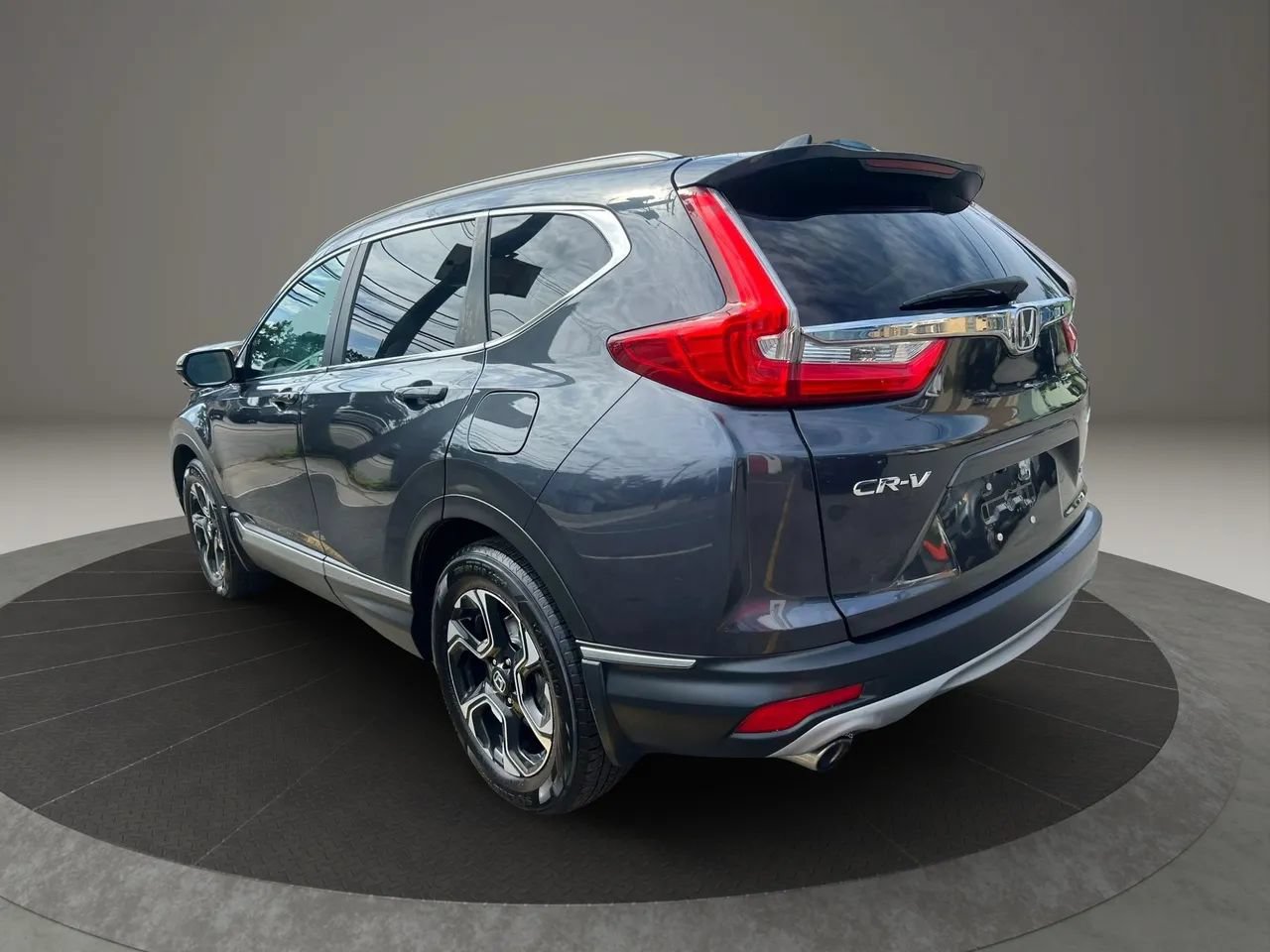 Used 2018 Honda CR-V Touring image 7