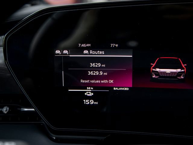 Certified 2025 Audi A6 e-tron Premium Plus w/ Premium Plus image 20