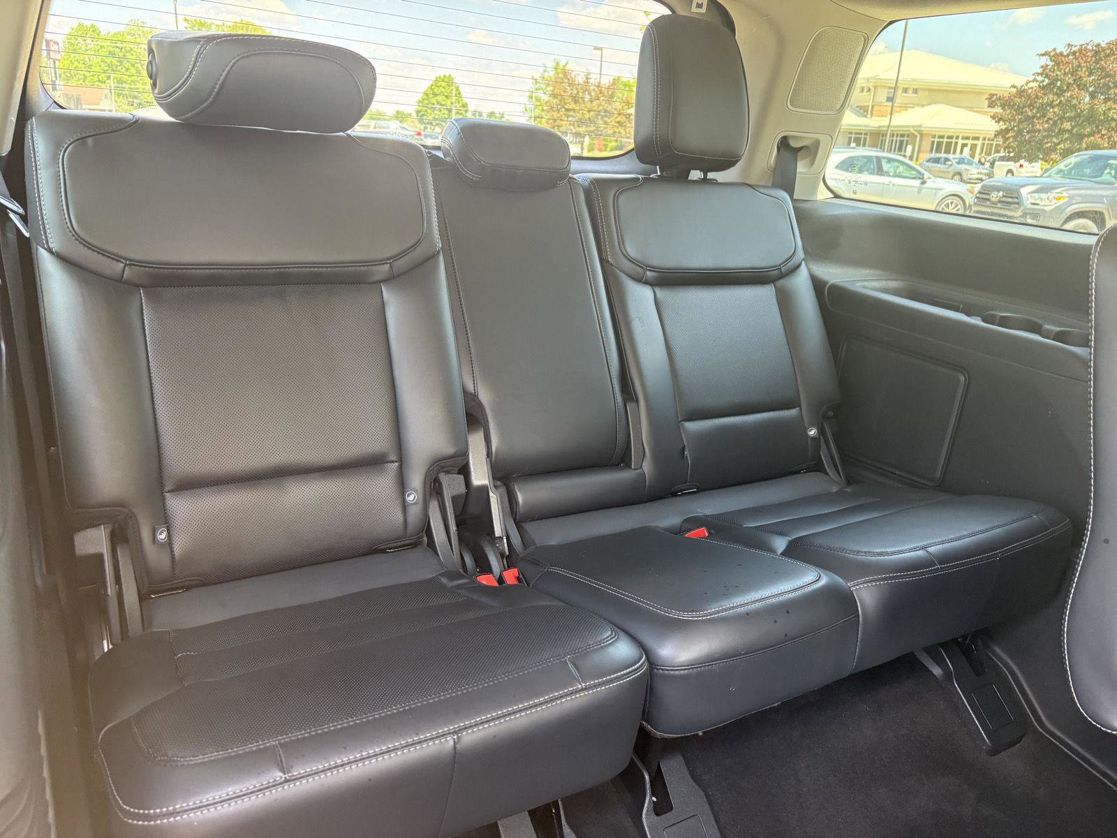 Used 2025 Ford Expedition Platinum AWD/4WD image 17