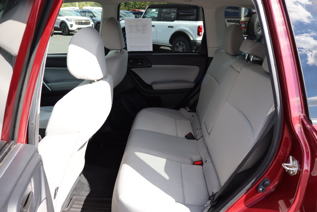Used 2017 Subaru Forester 2.5i Premium w/ Protection Package #1 AWD/4WD image 13
