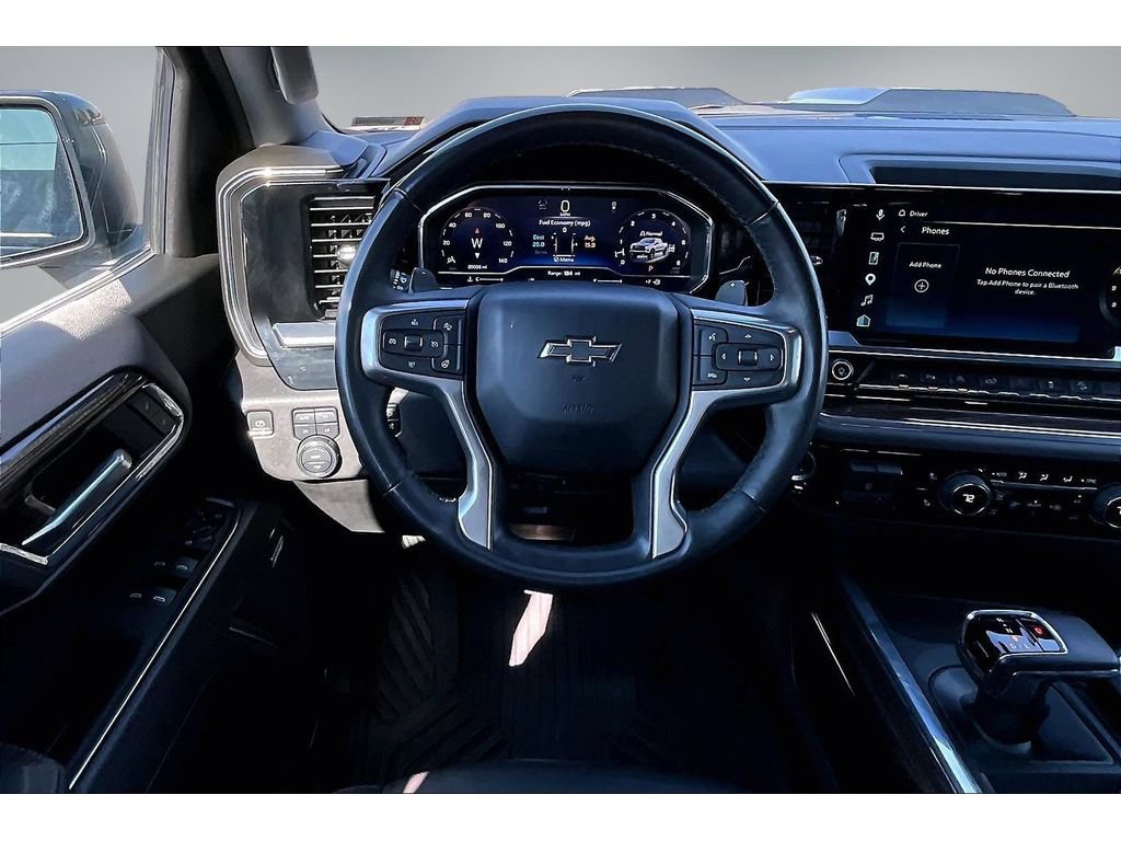 Used 2024 Chevrolet Silverado 1500 LT Trail Boss w/ LT Trail Boss Premium Package AWD/4WD image 9