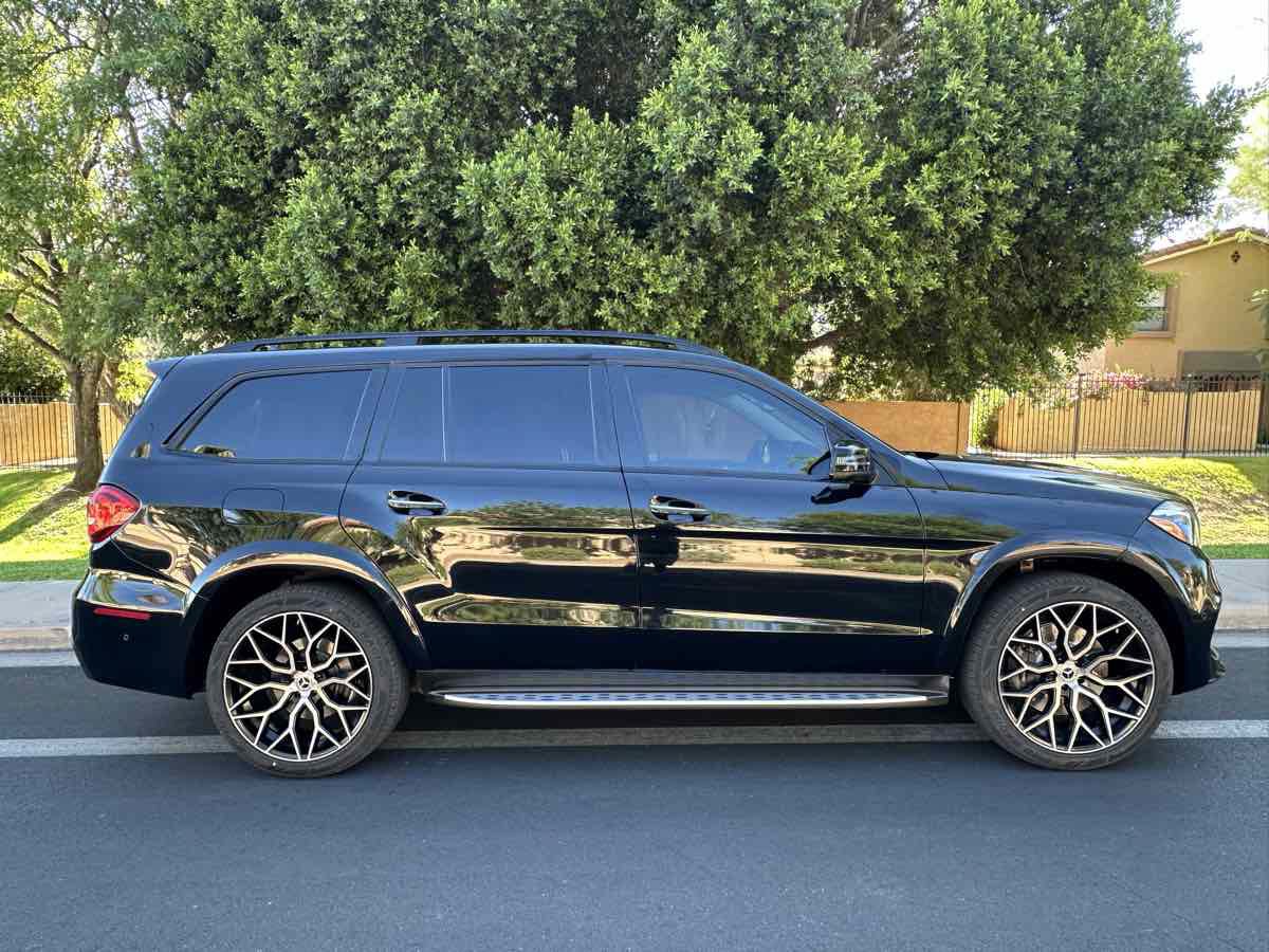 Used 2018 Mercedes-Benz GLS 550 4MATIC w/ Driver Assistance Package image 9