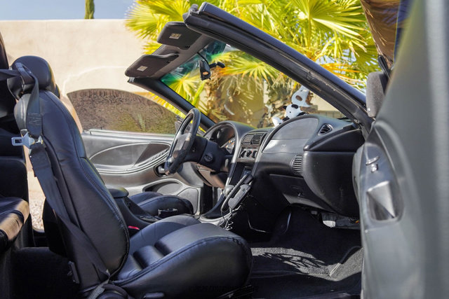 Used 1998 Ford Mustang GT image 39