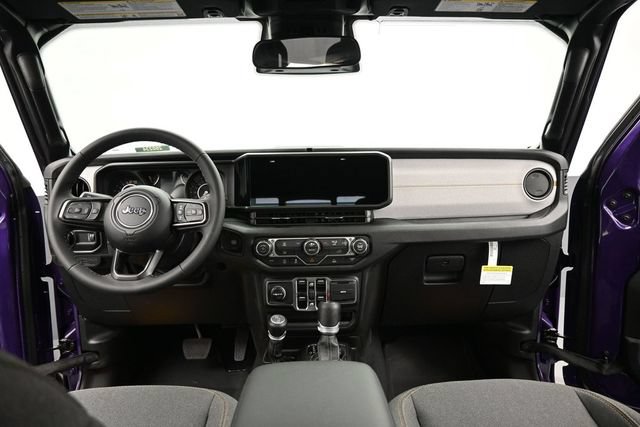 New 2026 Jeep Gladiator Sport AWD/4WD image 18