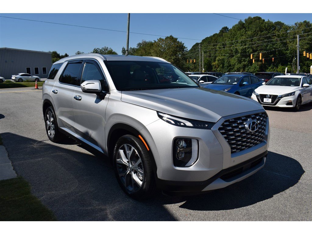 Used 2022 Hyundai Palisade SEL w/ 8P Bench Seat Package image 12