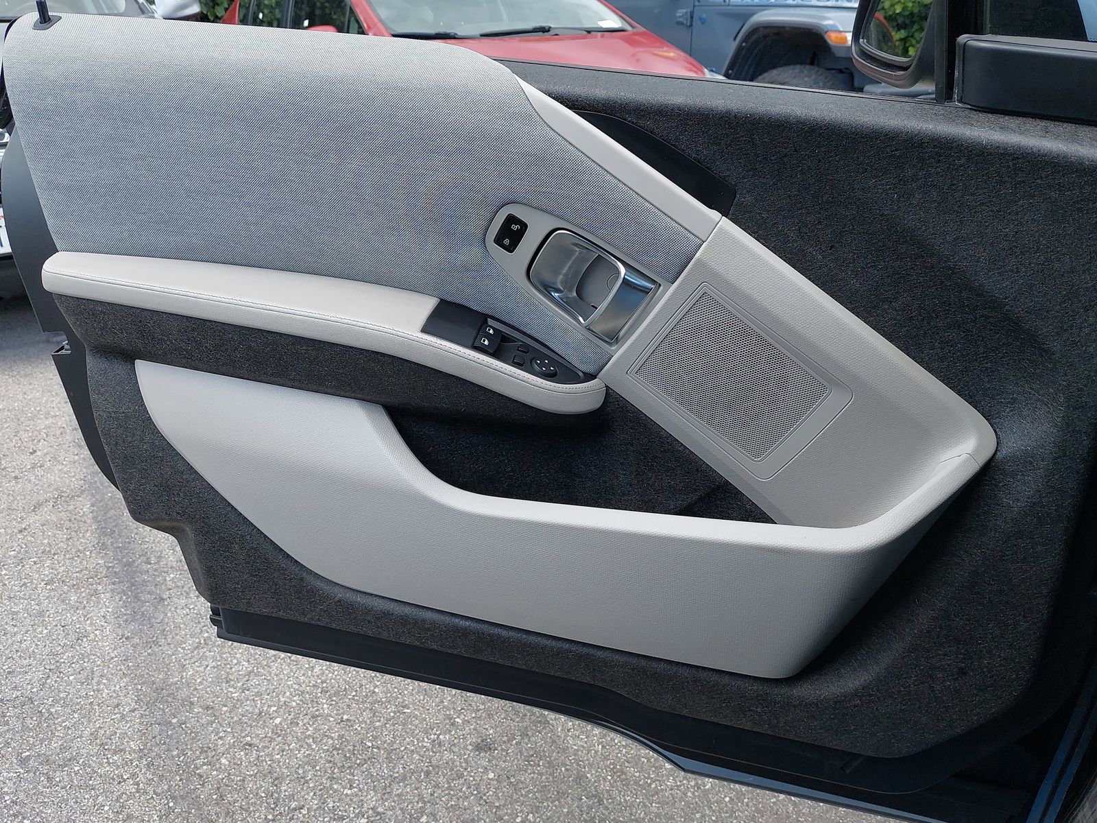 Used 2014 BMW i3 image 24