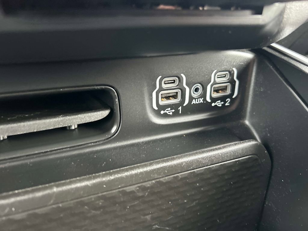 Used 2023 RAM 1500 Big Horn image 35