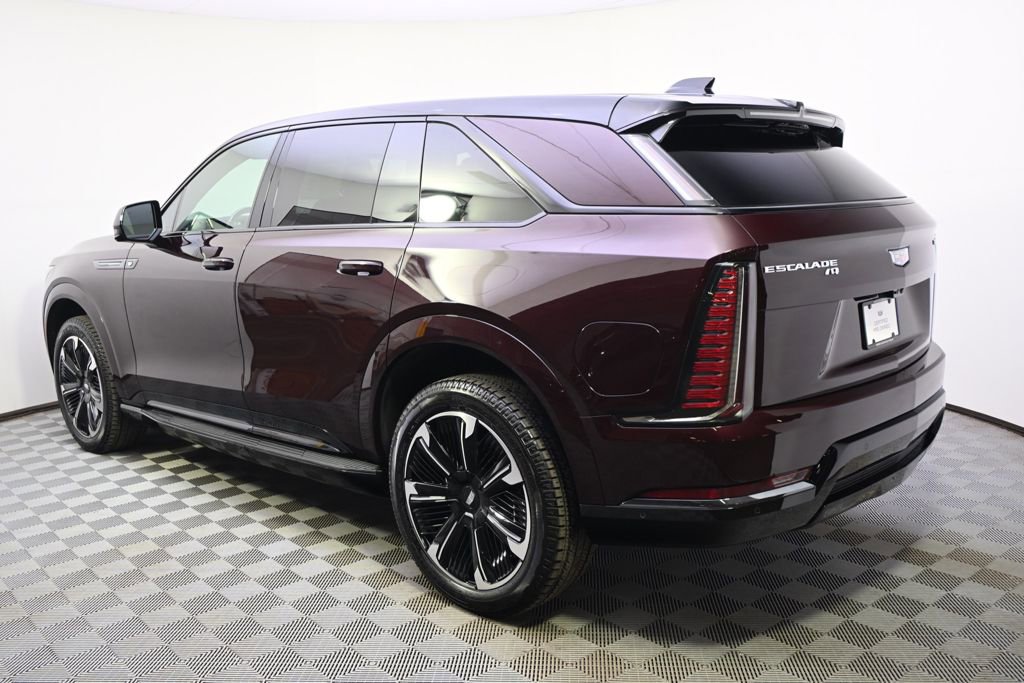 Certified 2025 Cadillac Escalade IQ Sport 2 AWD/4WD image 3