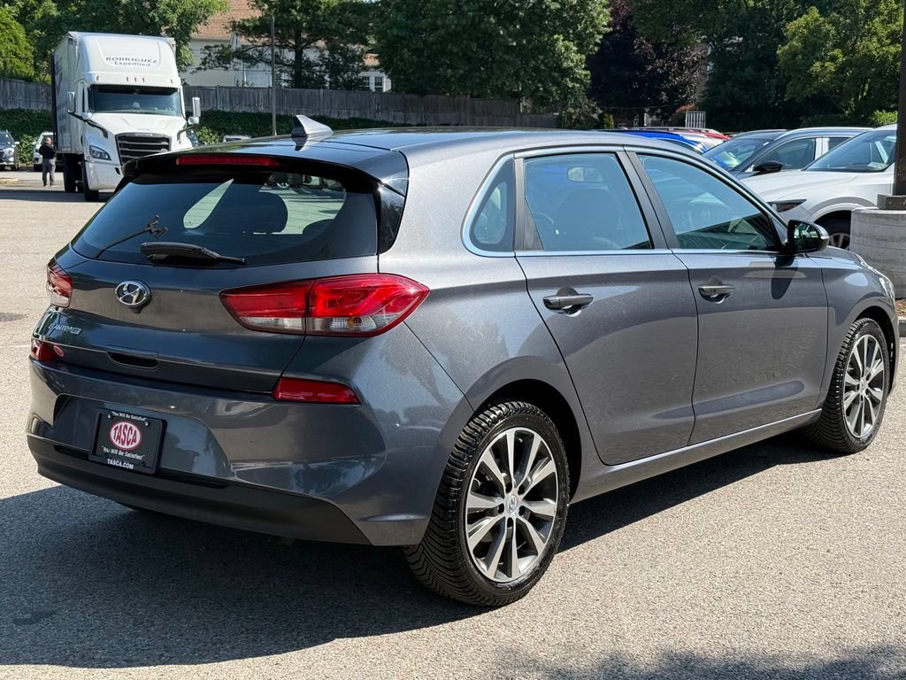 Used 2018 Hyundai Elantra GT w/ Style Package 02 FWD image 7