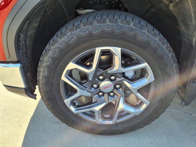 Used 2026 GMC Sierra 1500 SLT RWD image 21
