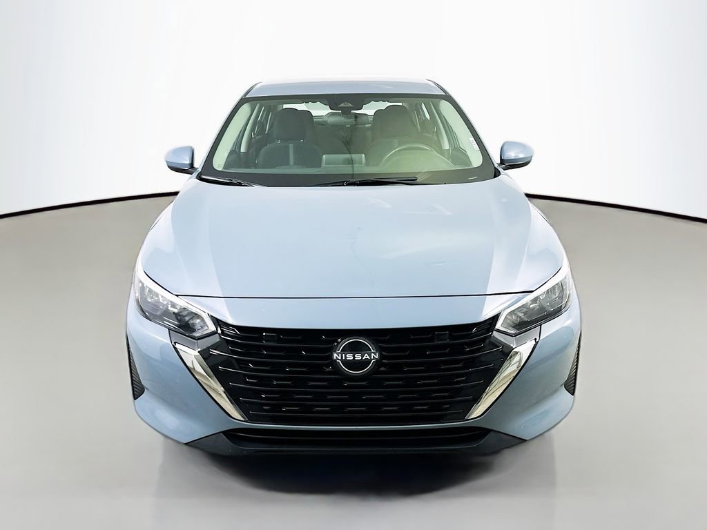 Used 2024 Nissan Sentra SV image 2