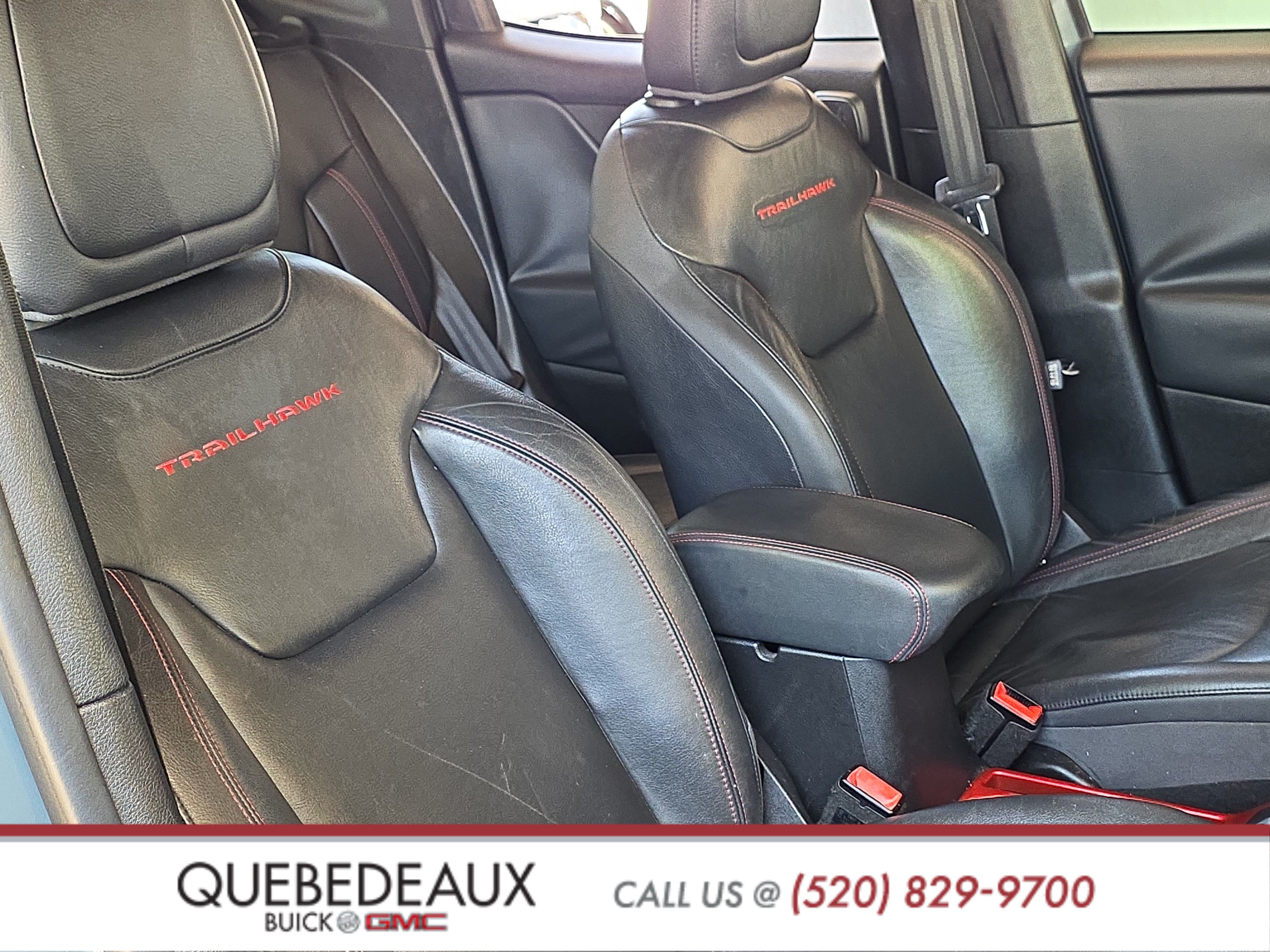Used 2018 Jeep Renegade Trailhawk AWD/4WD image 28