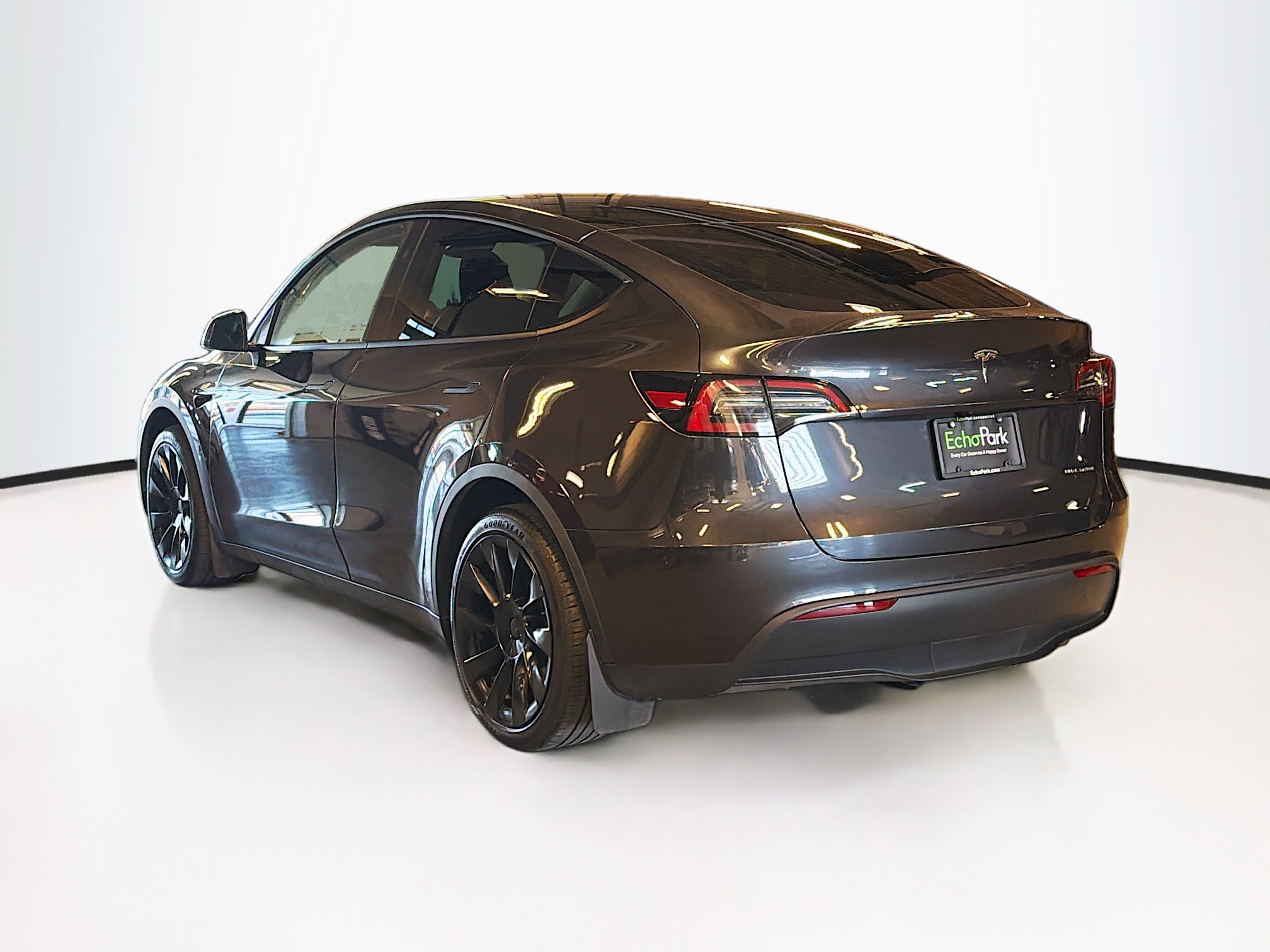 Used 2024 Tesla Model Y Long Range image 5