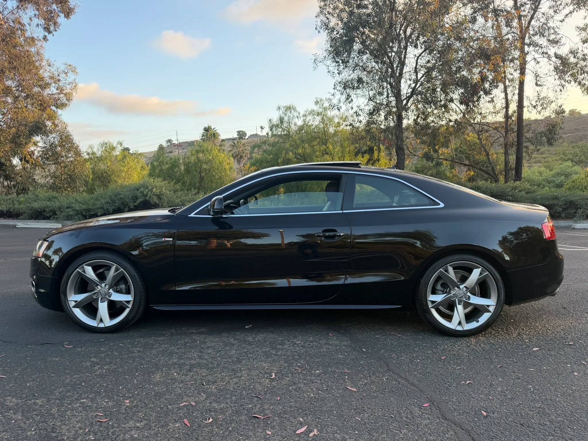 Used 2009 Audi A5 3.2 AWD/4WD image 2