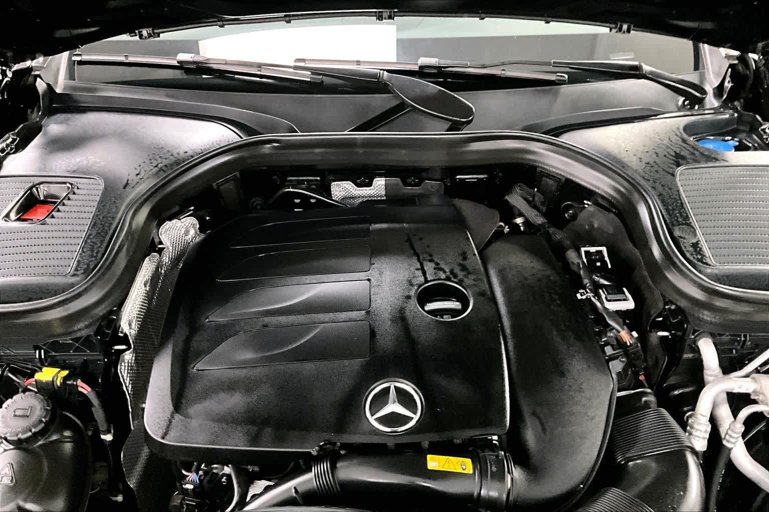 Certified 2022 Mercedes-Benz GLC 300 4MATIC image 30