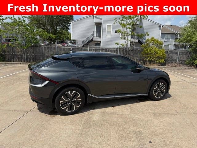Used 2024 Kia EV6 Light image 3
