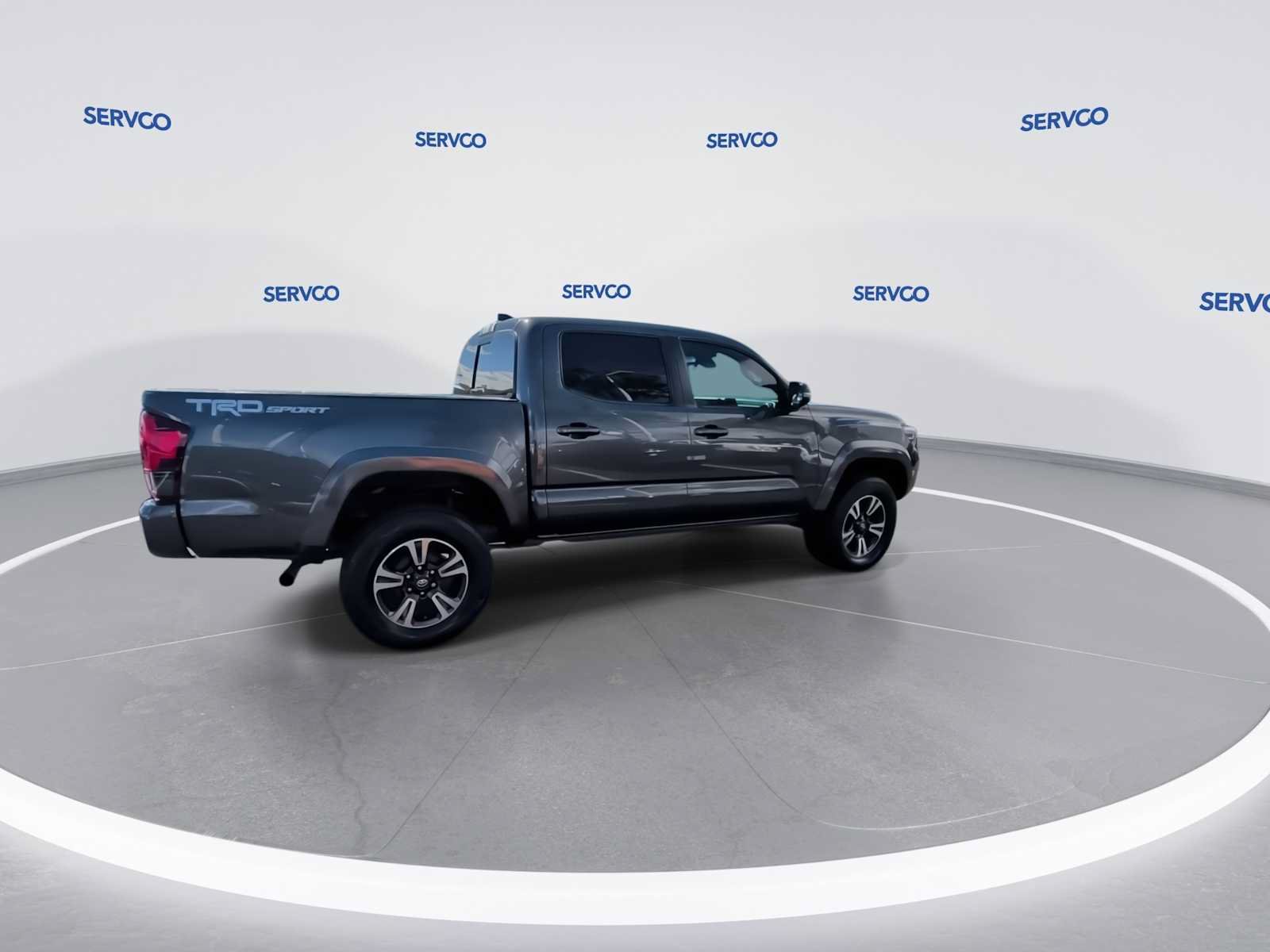 Used 2018 Toyota Tacoma TRD Sport RWD image 8