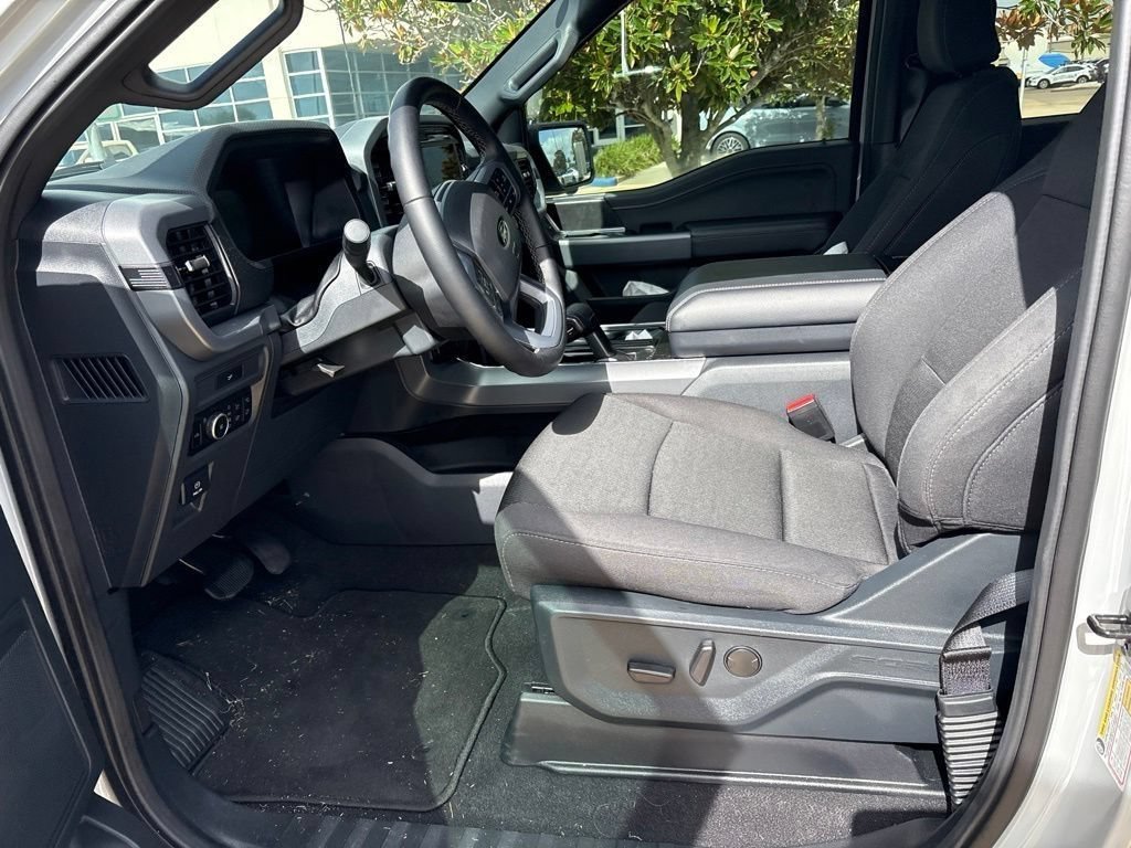 Used 2026 Ford F150 XLT w/ Equipment Group 302A MID RWD image 6
