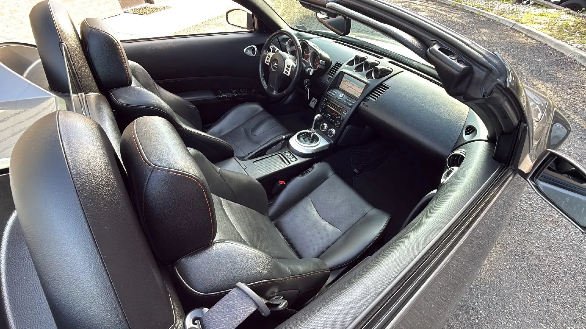 Used 2007 Nissan 350Z Touring RWD image 53