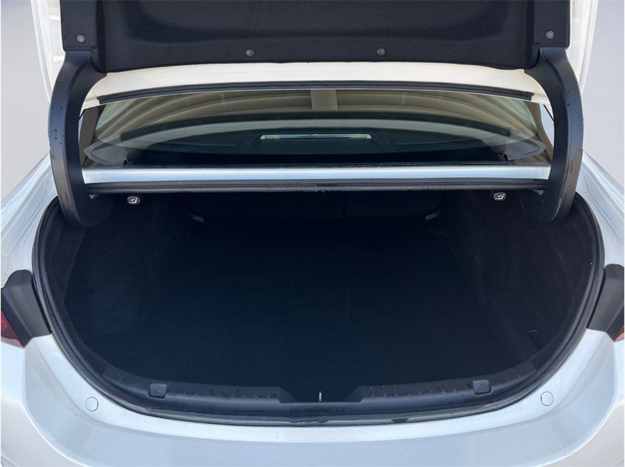 Used 2025 MAZDA MAZDA3 s FWD image 25