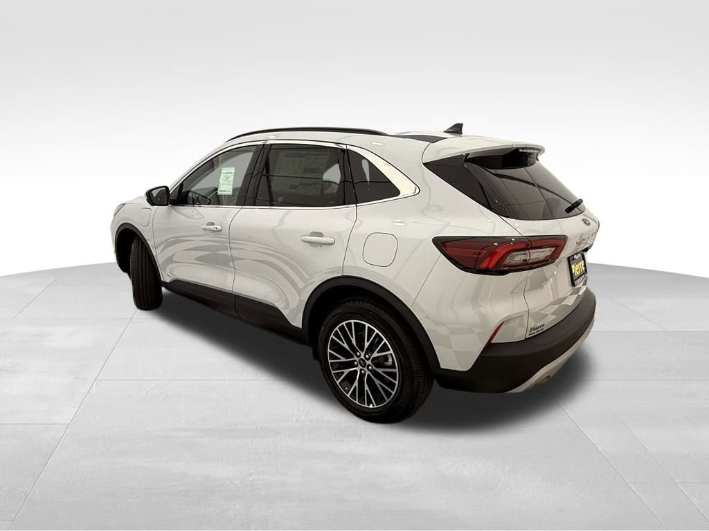 New 2025 Ford Escape SE w/ PHEV Premium Package image 2