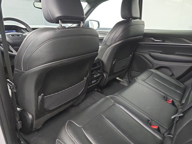 Used 2024 Jeep Grand Cherokee Limited image 47