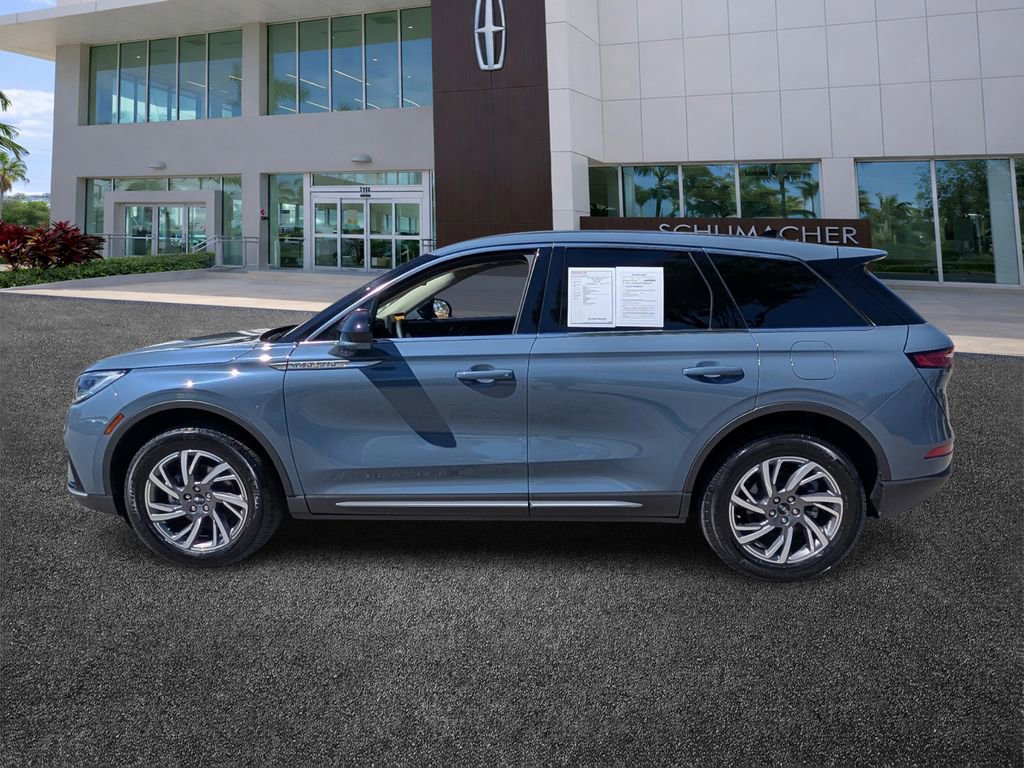 Used 2024 Lincoln Corsair FWD image 4