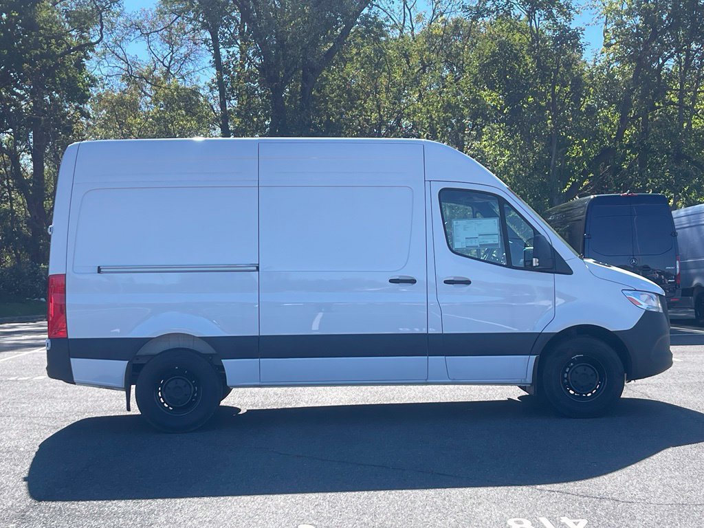 New 2025 Mercedes-Benz Sprinter 2500 image 3