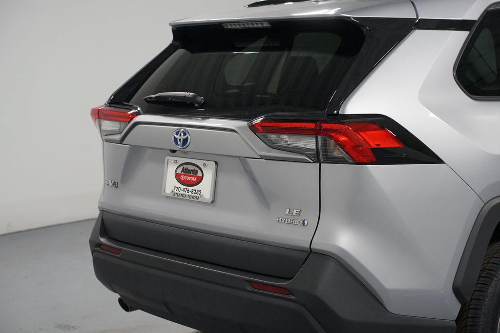 Certified 2024 Toyota RAV4 LE AWD/4WD image 9