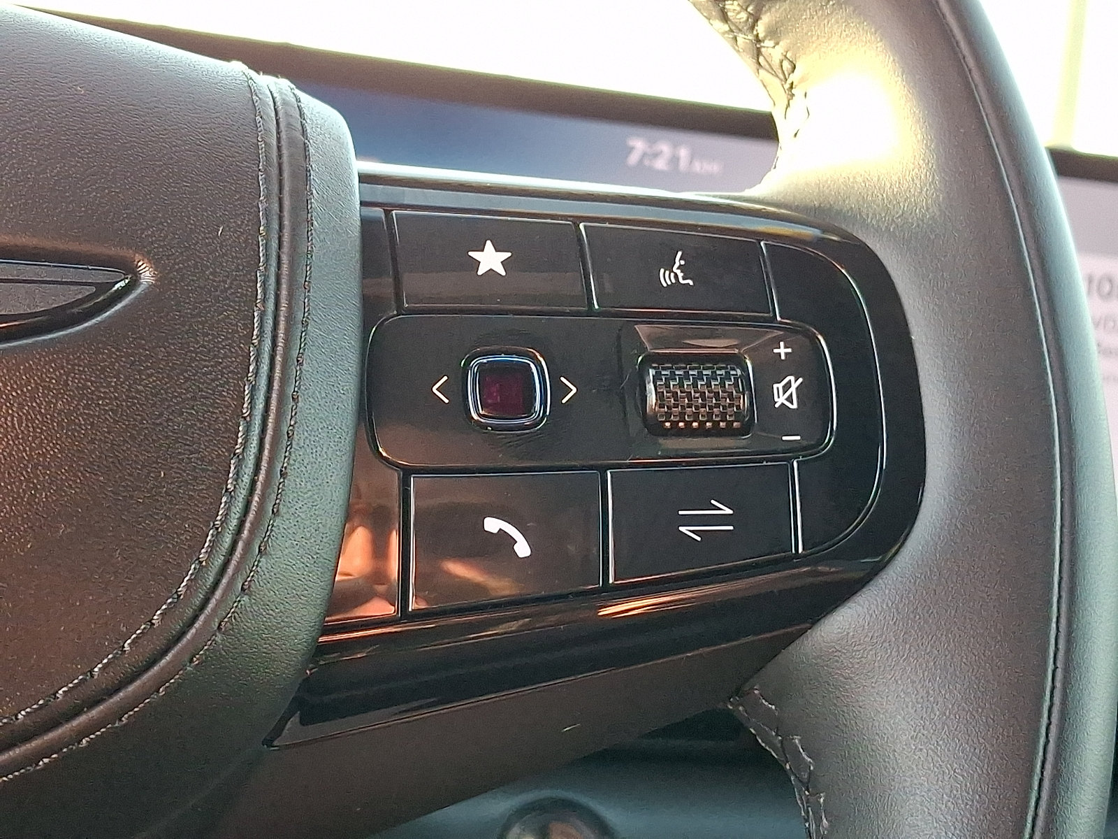 Certified 2026 Genesis GV80 3.5T Prestige AWD/4WD image 27
