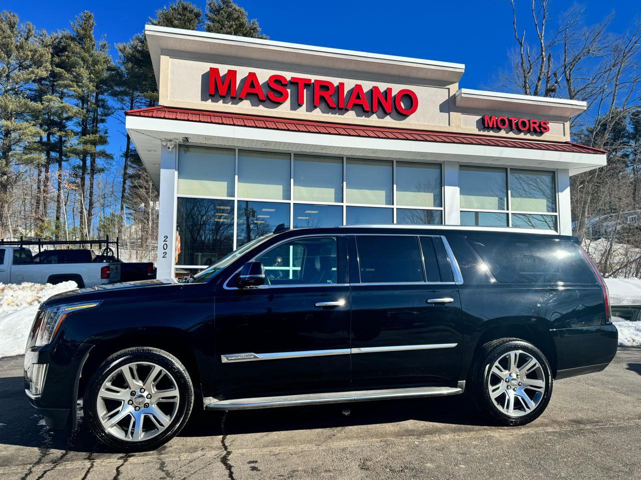Used 2016 Cadillac Escalade ESV Luxury image 9
