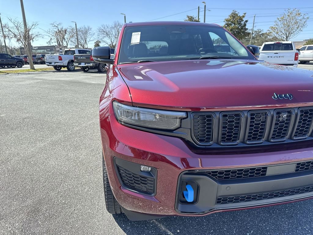 New 2025 Jeep Grand Cherokee Limited 4xe image 9