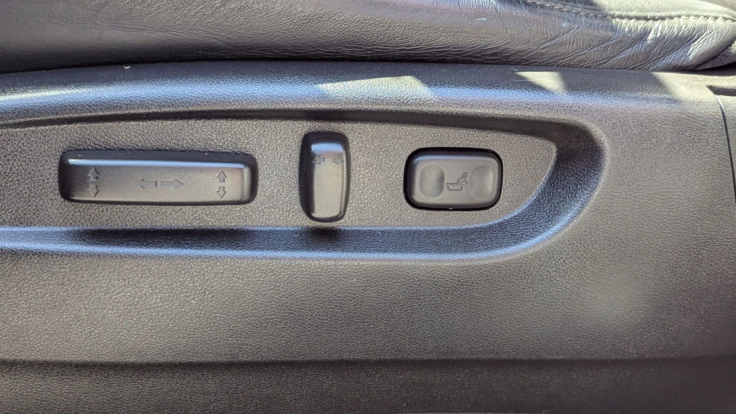 Used 2015 Acura MDX FWD w/ Advance & Entertainment image 22