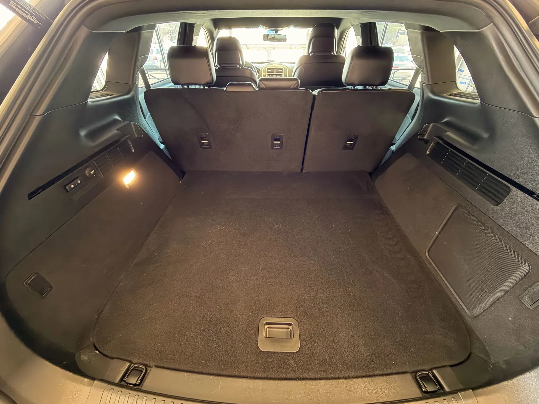 Used 2017 Lincoln MKX Select w/ Select Plus Package image 59