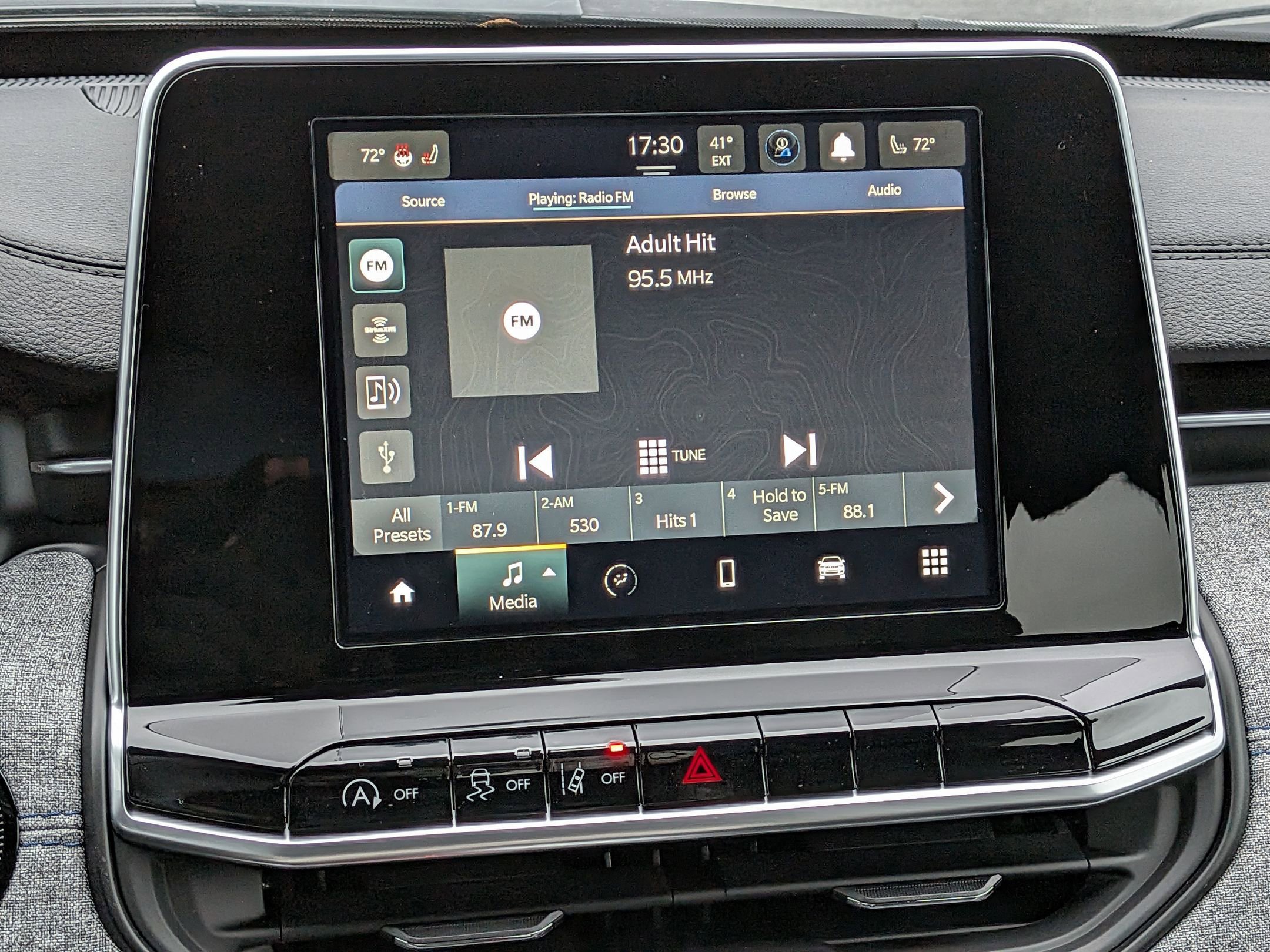 New 2026 Jeep Compass Latitude image 23