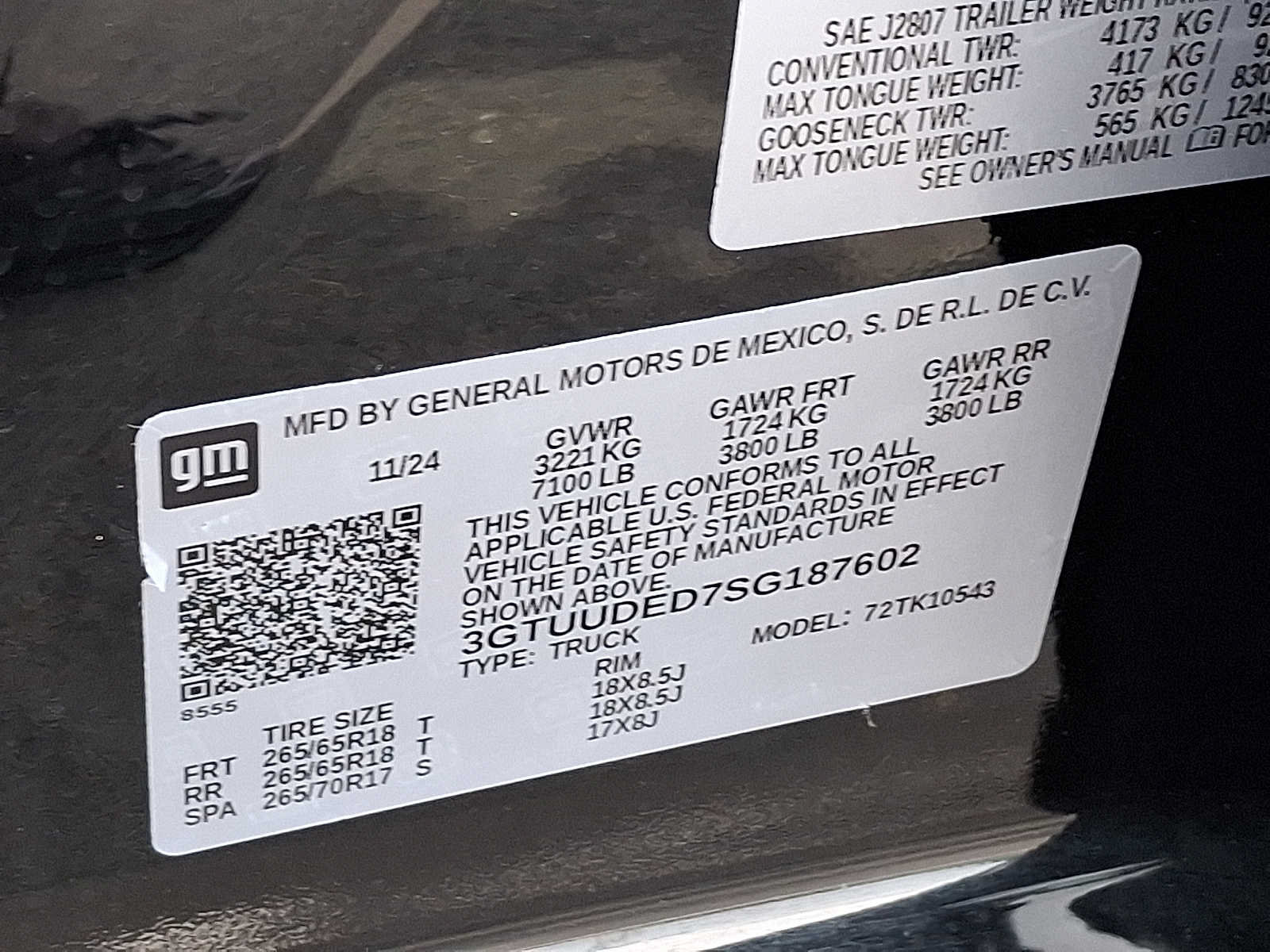Used 2025 GMC Sierra 1500 SLT AWD/4WD image 27