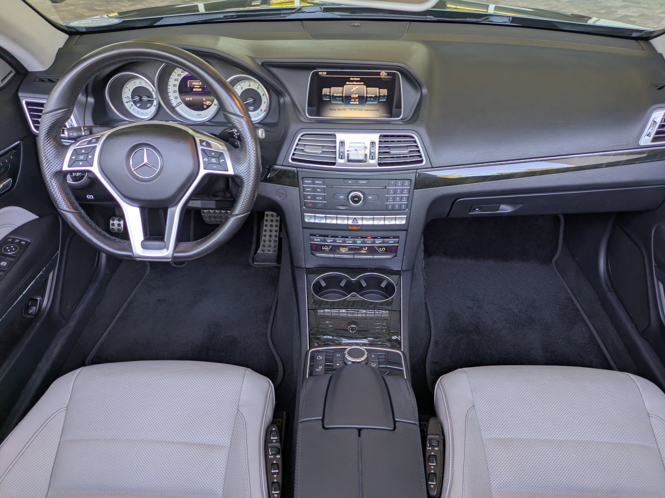 Used 2017 Mercedes-Benz E 400 Cabriolet image 14