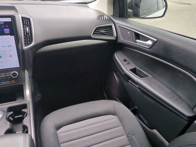 Used 2022 Ford Edge SE w/ Black Appearance Package AWD/4WD image 17