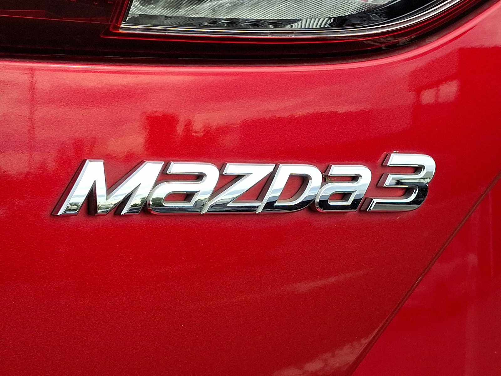 Used 2018 MAZDA MAZDA3 Touring image 30