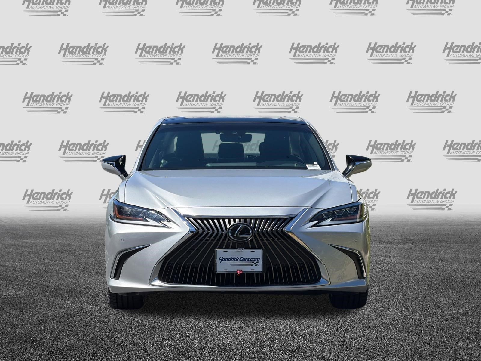 Used 2019 Lexus ES 350 Ultra Luxury w/ Accessory Package 2 FWD image 10