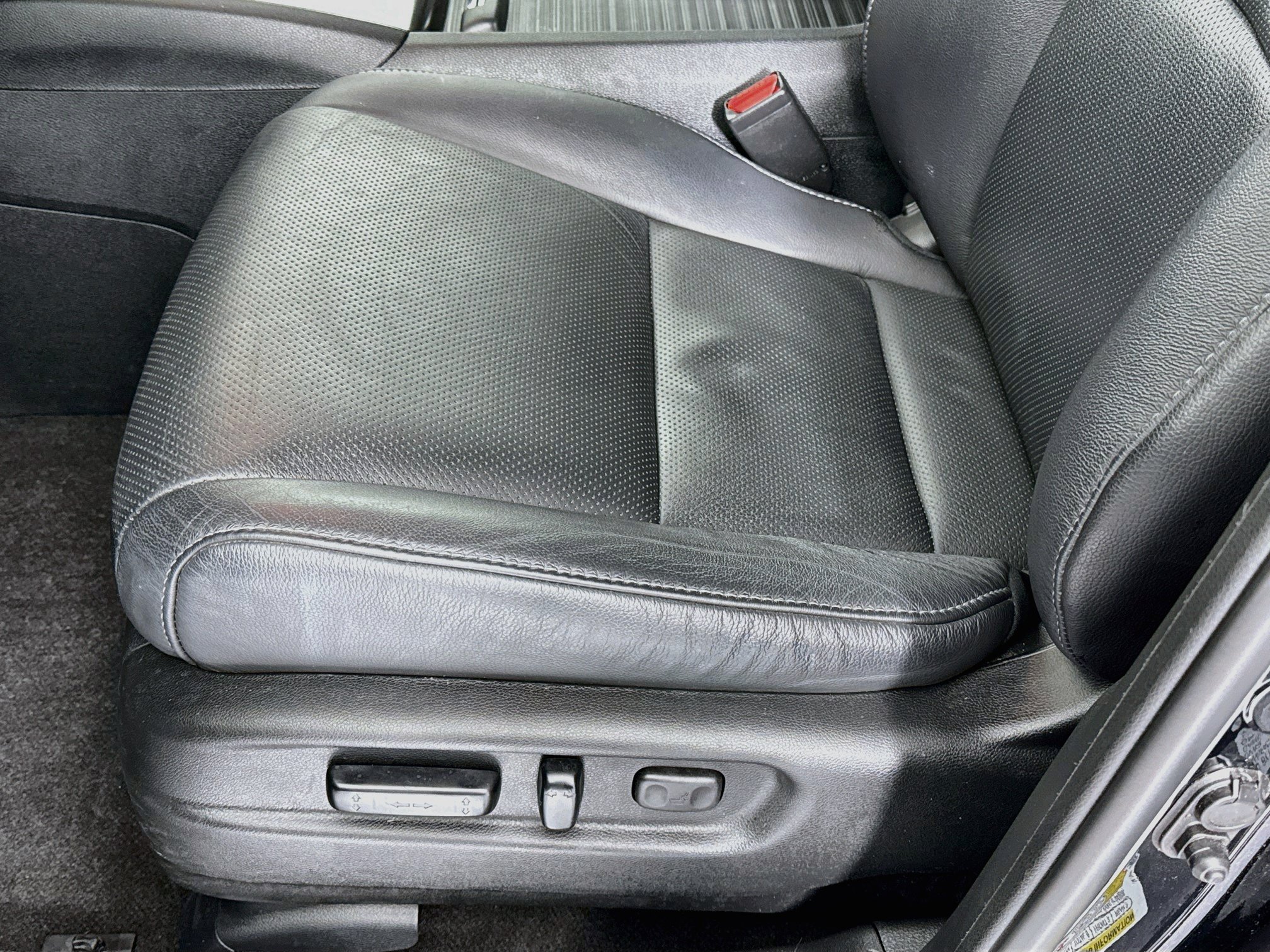 Certified 2023 Honda Passport EX-L image 18