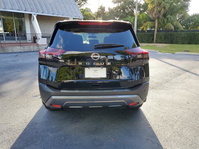 Used 2023 Nissan Rogue SL w/ SL Premium Package image 22