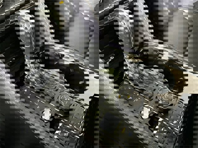 Used 2022 Volkswagen Atlas SE image 16