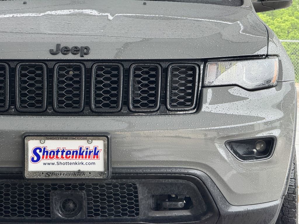 Used 2021 Jeep Grand Cherokee Freedom Edition AWD/4WD image 8