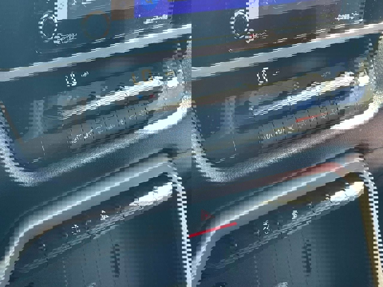 Used 2022 Toyota Tundra SR5 image 8