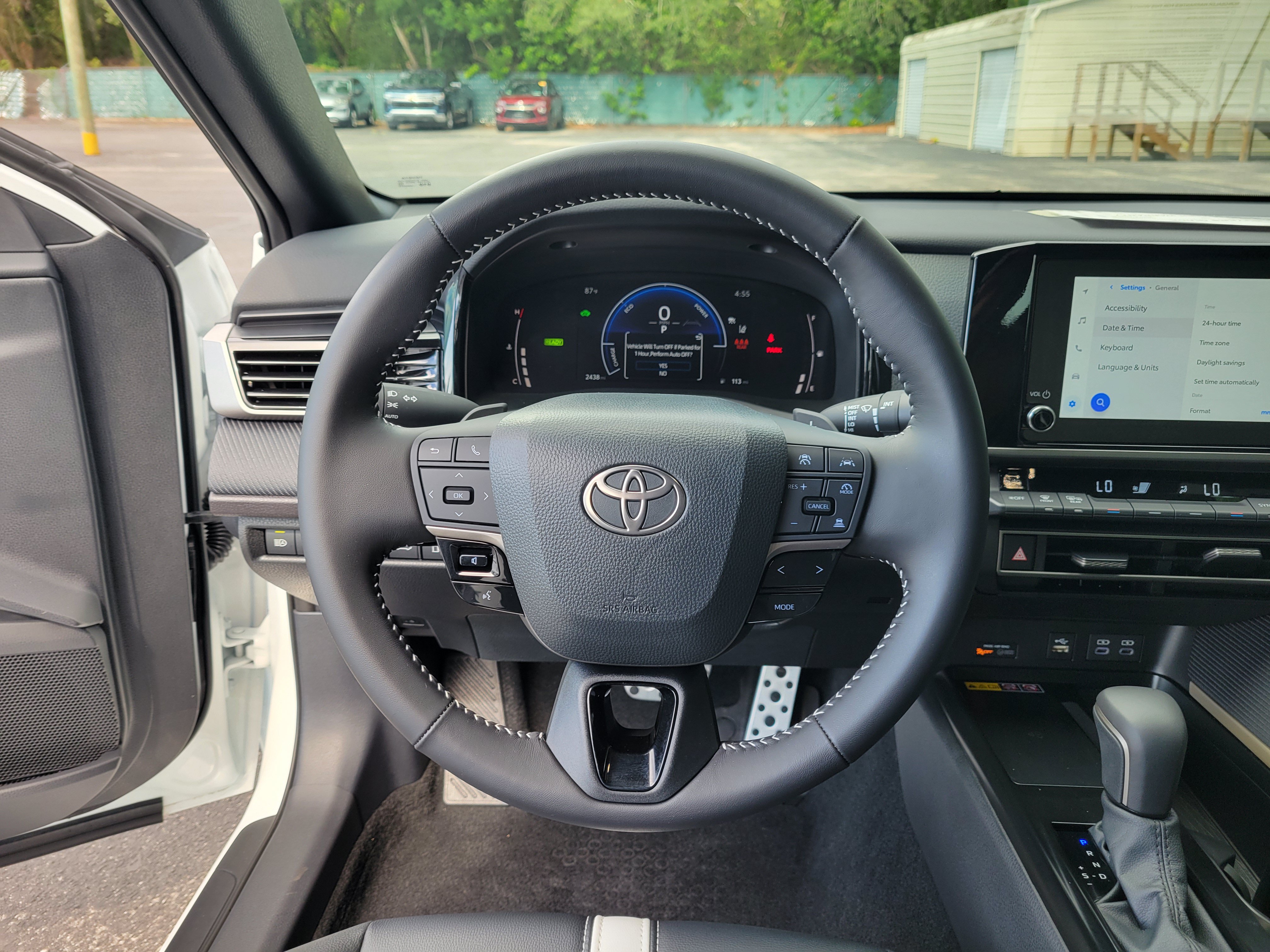 Used 2026 Toyota Camry SE FWD image 14